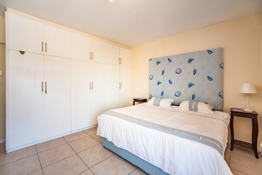 To Let 1 Bedroom Property for Rent in Sea Point Western Cape